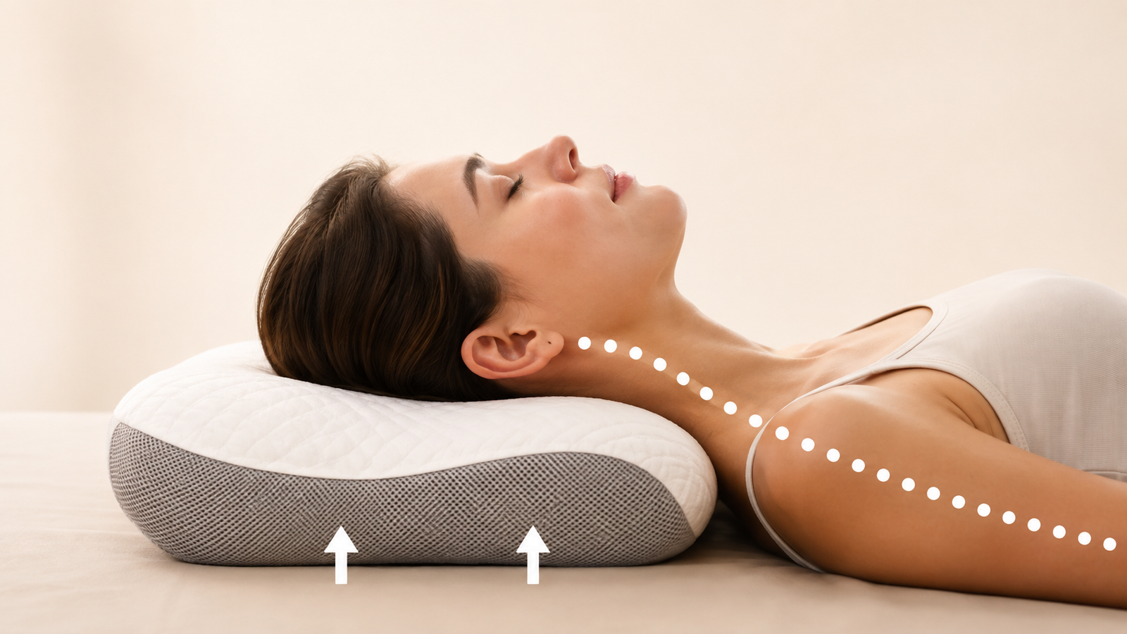 Personne allongée sur l’oreiller ergonomique Soméa